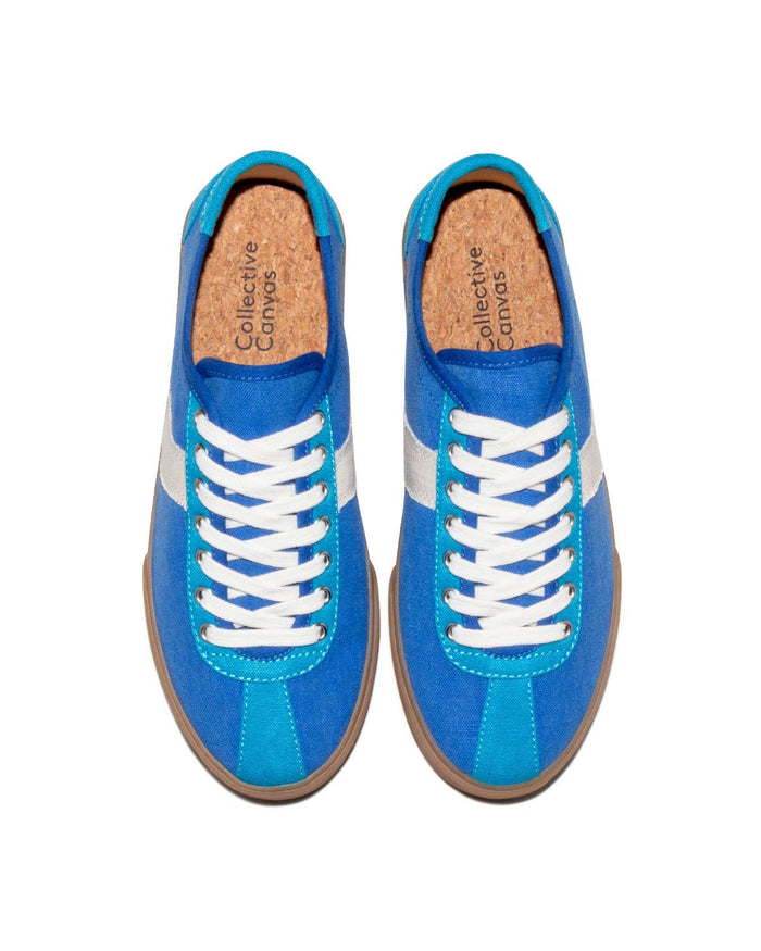 Looper Hemp Blue sneakers, top view showing cork insoles, white laces and light blue toe panels