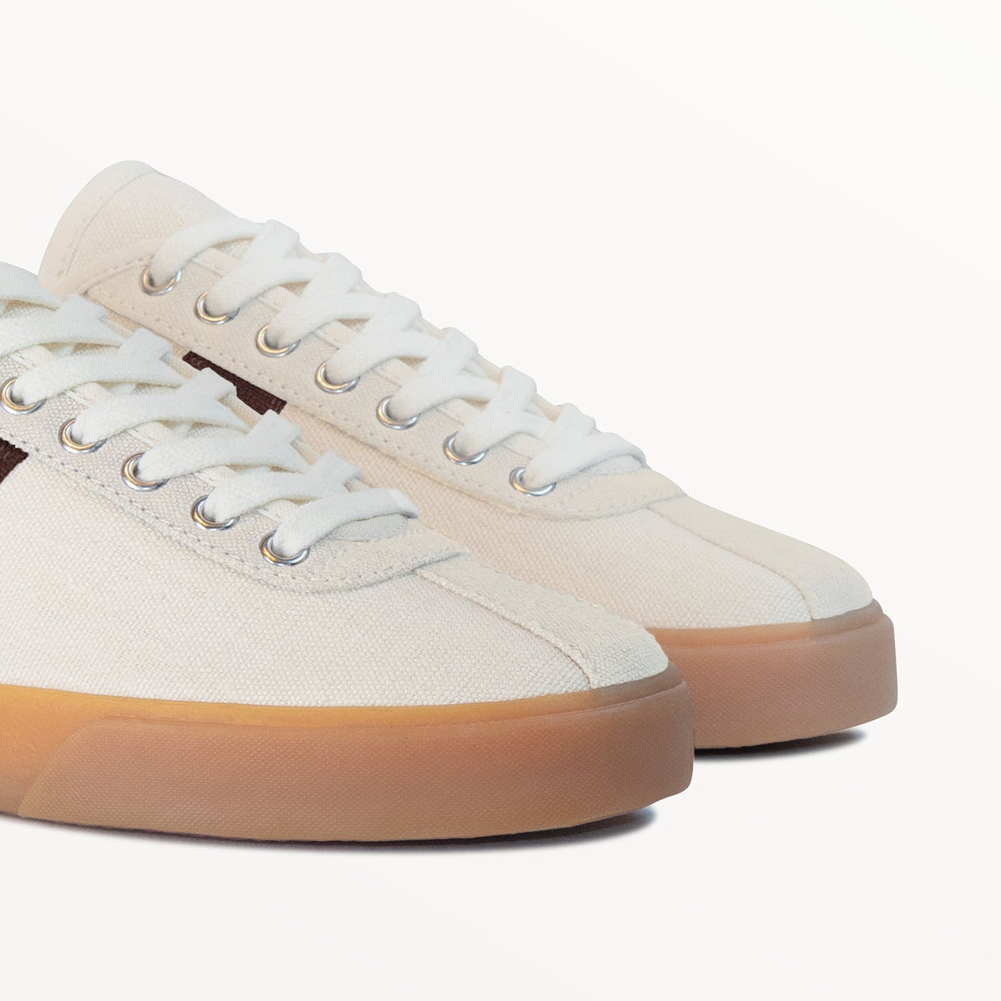 
                  
                    Looper Hemp Ecru/Coffee
                  
                