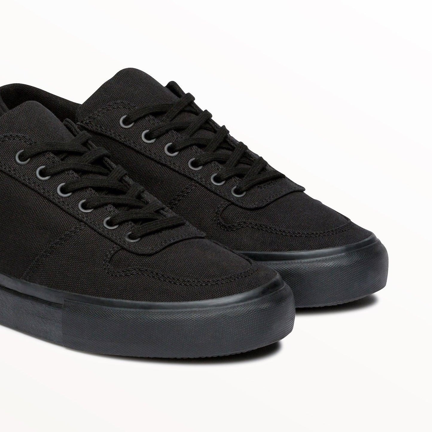 Bal Black/Black - Collective Canvas